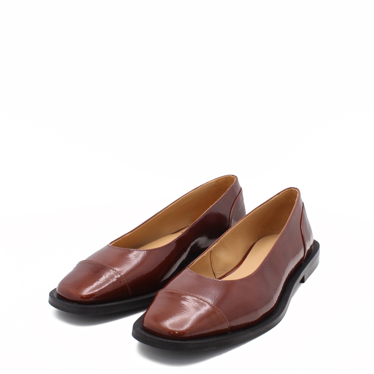 24WG03L1 OSAKA BROWN PATENT